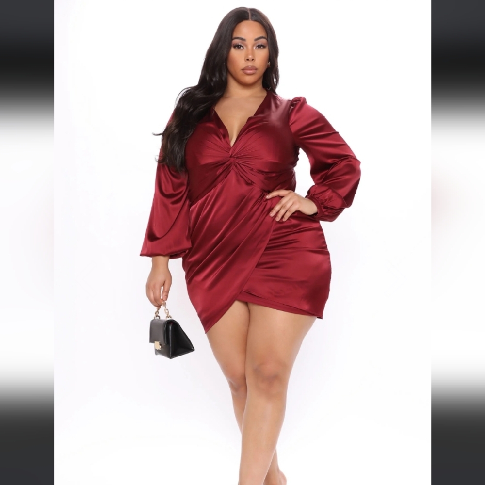 FASHION NOVA MINI DRESS